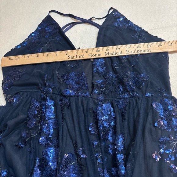Evening Gown Navy Lace Shear Sequins Spaghetti Strap Deep V-Neck SzL Lined - Picture 7 of 12